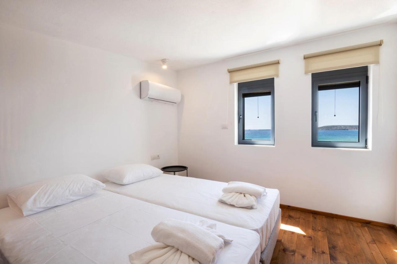 Cato Agro 4, Seafront Villa With Private Pool Afiartis Exterior foto